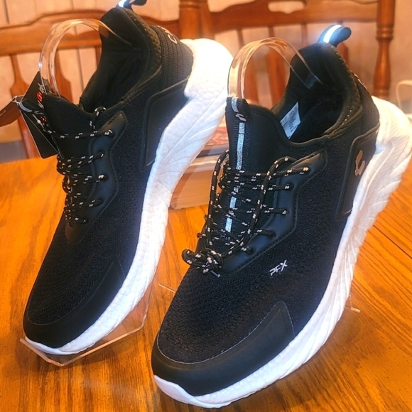 PFX Charly Vigorate running shoes. - Picture 2 of 11